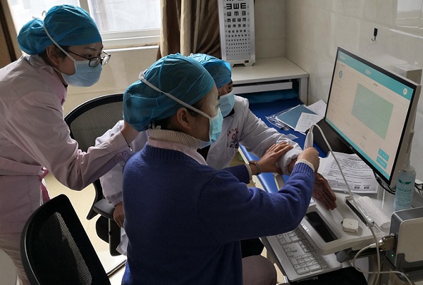 科进为平坝区人民医院上门安装超声骨密度仪